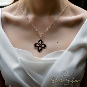 Princess Flower Necklace Silver